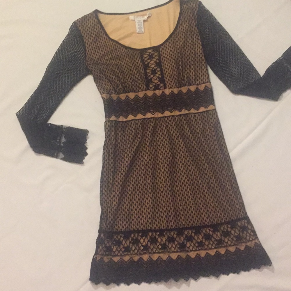 Studio M Long sleeve lace dress - Picture 2 of 8